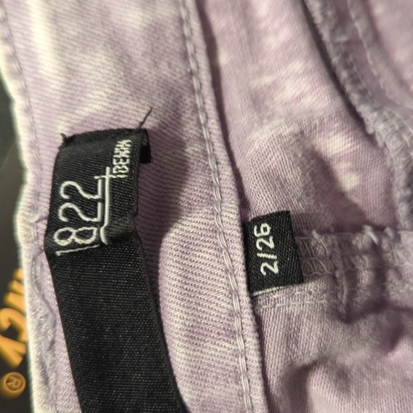 1822 DENIM Annabeth High Rise Roll Short - Picture 3 of 3